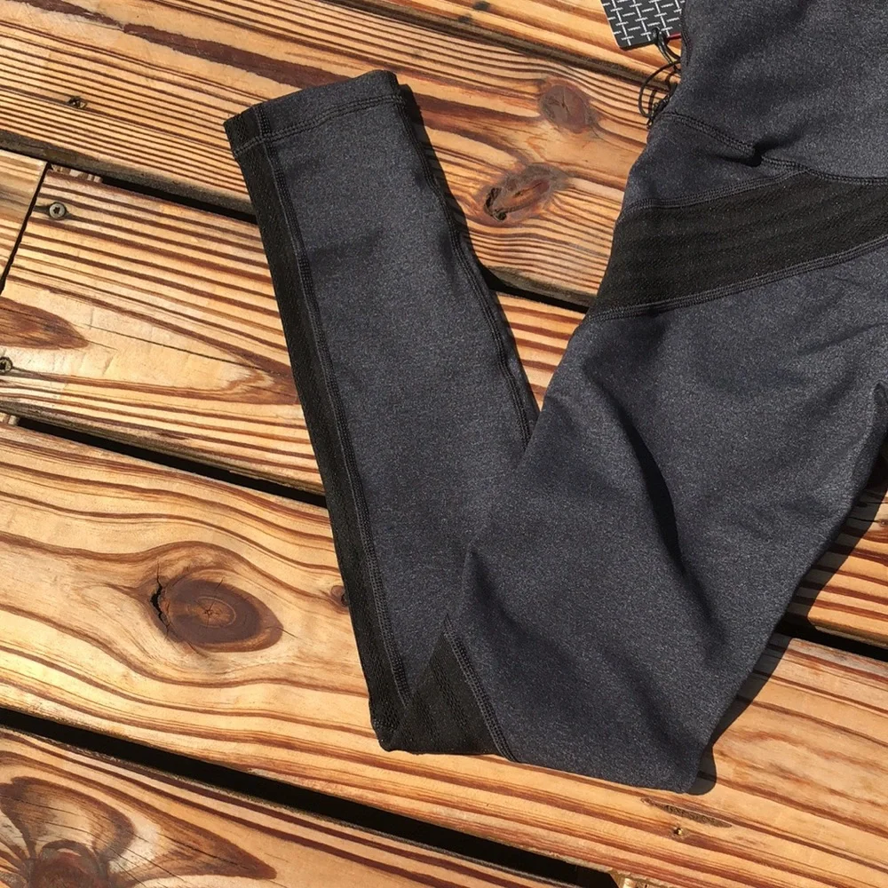 NWT Vimmia Hustle Leggings In Charcoal Heather Size Small - Picture 12 of 16